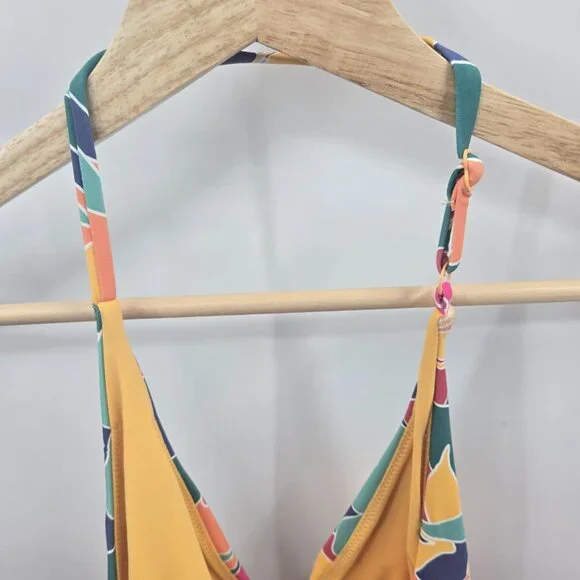 Marine Layer Yellow Tropical Plunge Reversible One Piece Swimsuit Medium NWOT - Picture 8 of 12